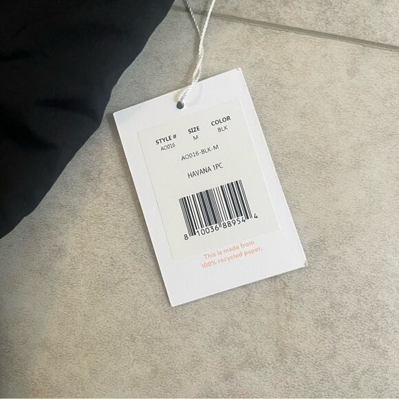 NWT Andie Swim Havana One Piece Black Square Neckline Slimming Princess Medium - Picture 9 of 12